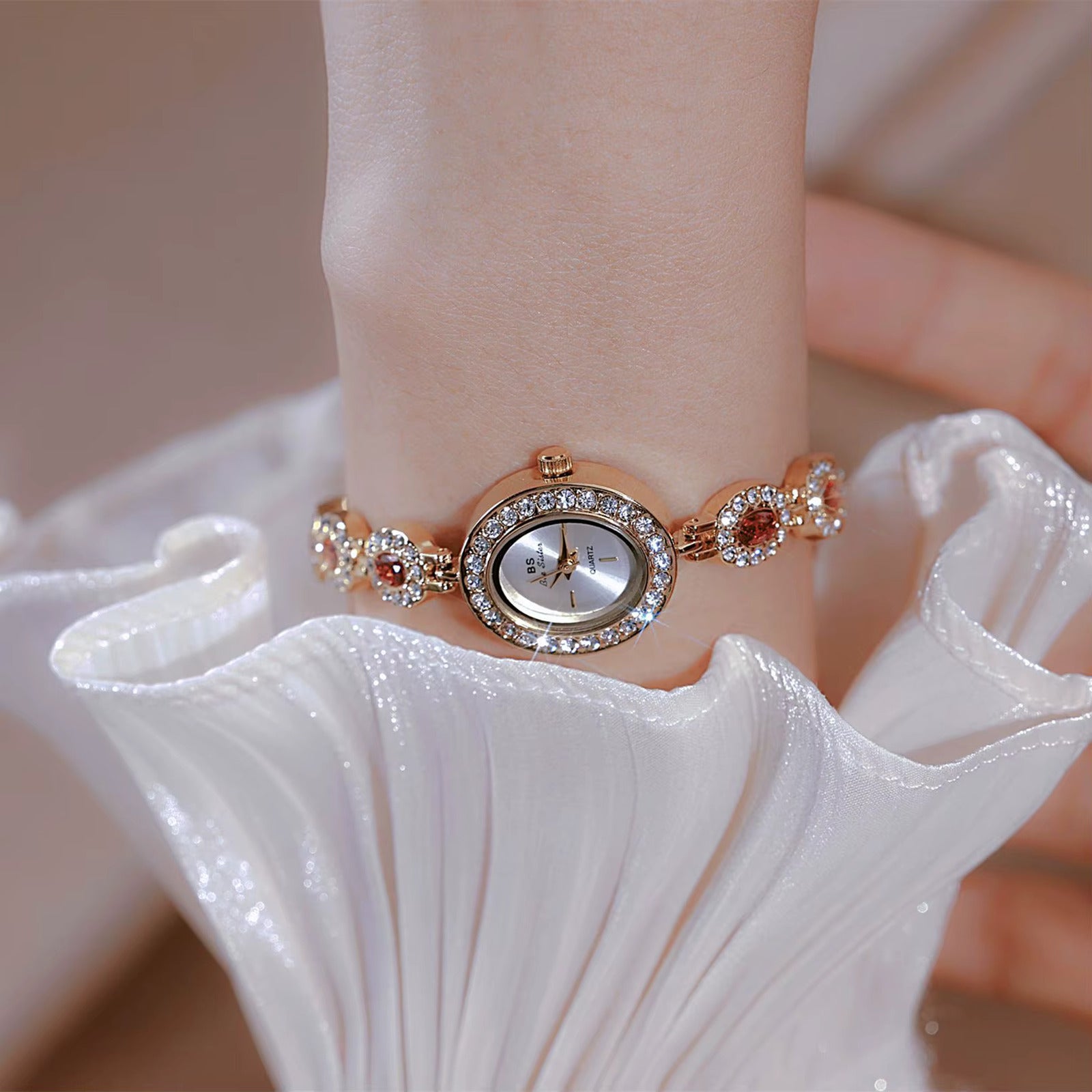 Emeralda Oval Gemstone Bracelet Watch 2