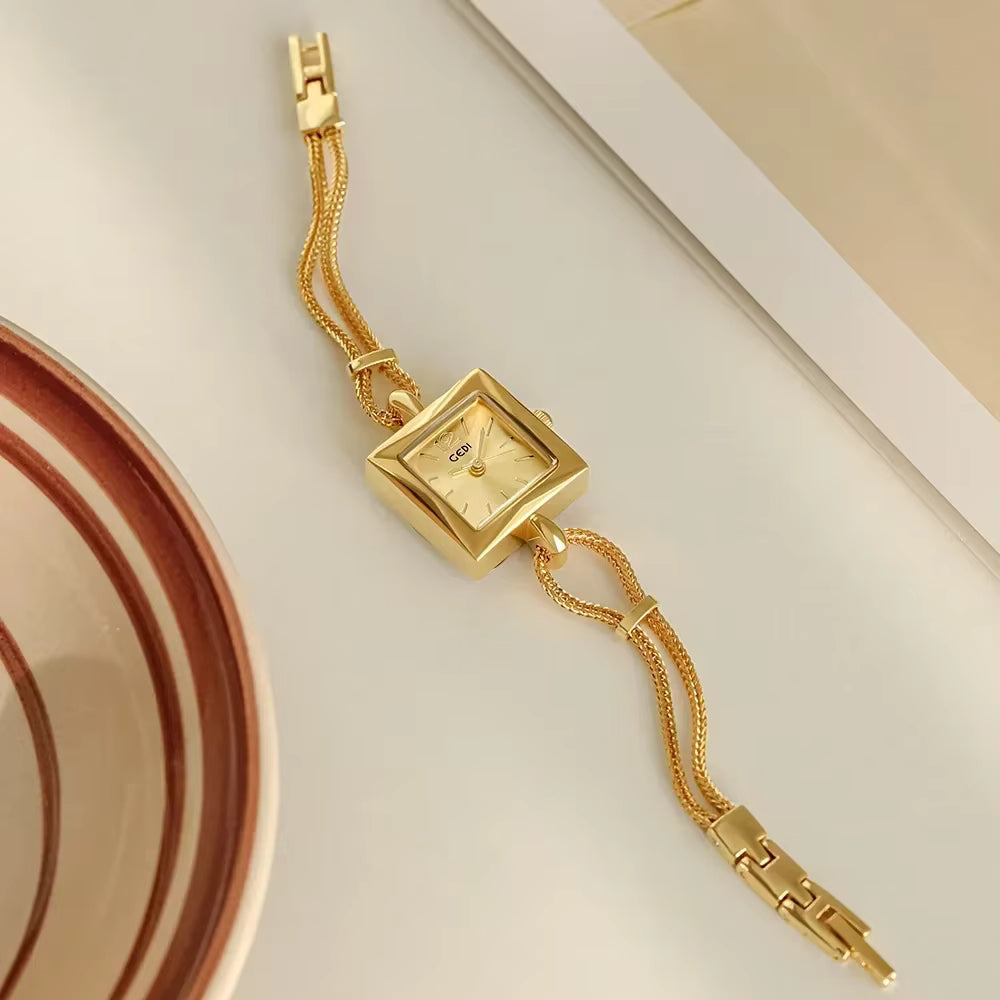 Lunea Square Bracelet Watch 1