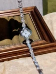 Amélie Clover Pearl Watch