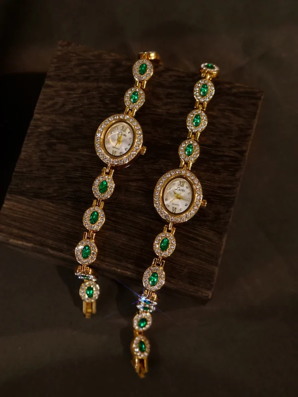 Emeralda Oval Gemstone Watch