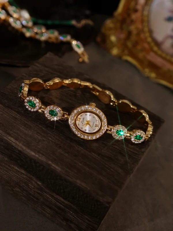 Emeralda Oval Gemstone Watch