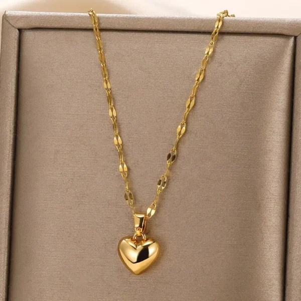 Amora Heart Pendant Necklace