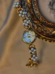 BelleLuxe Elegant Gold Pearl-Inlaid Watch