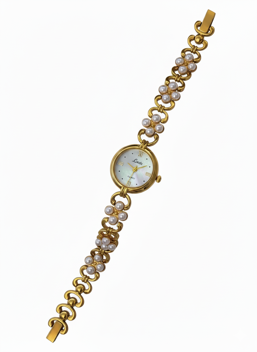 BelleLuxe Elegant Gold Pearl-Inlaid Watch